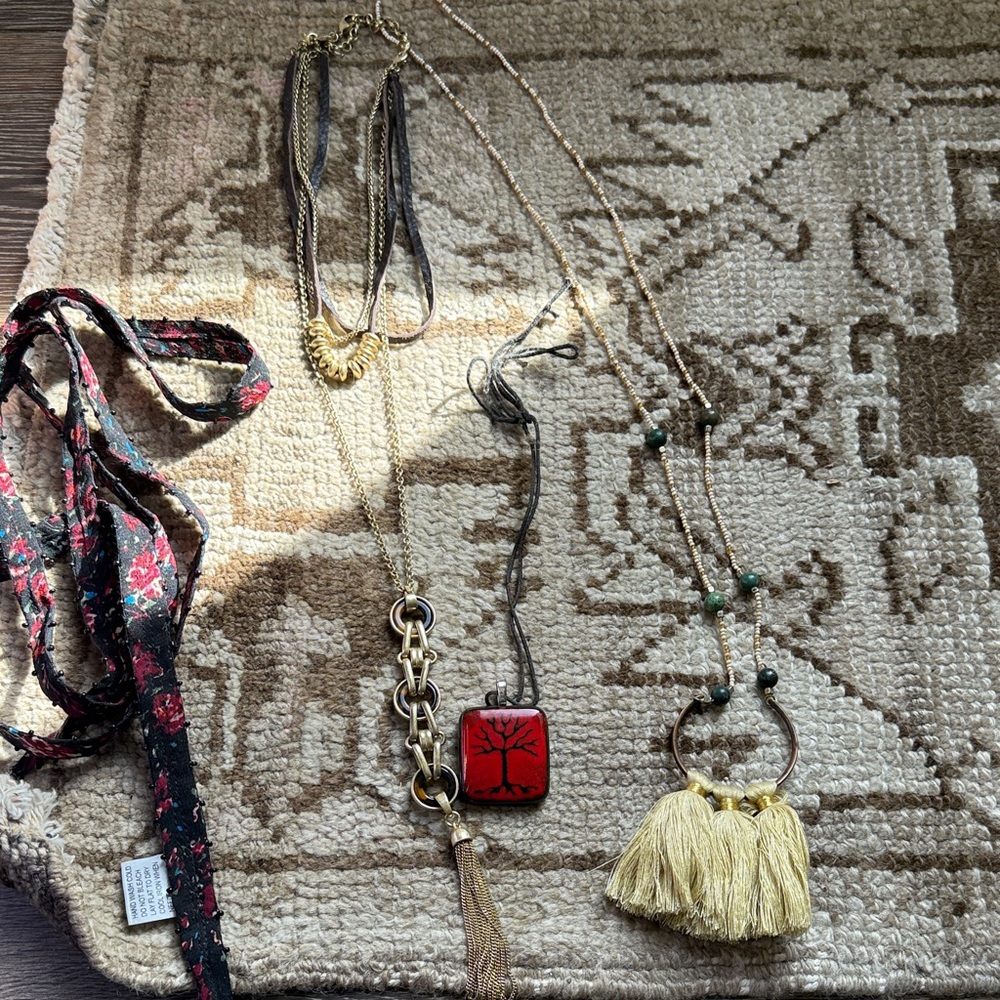 Lot of Bohemian Necklace with pendant and Tassels